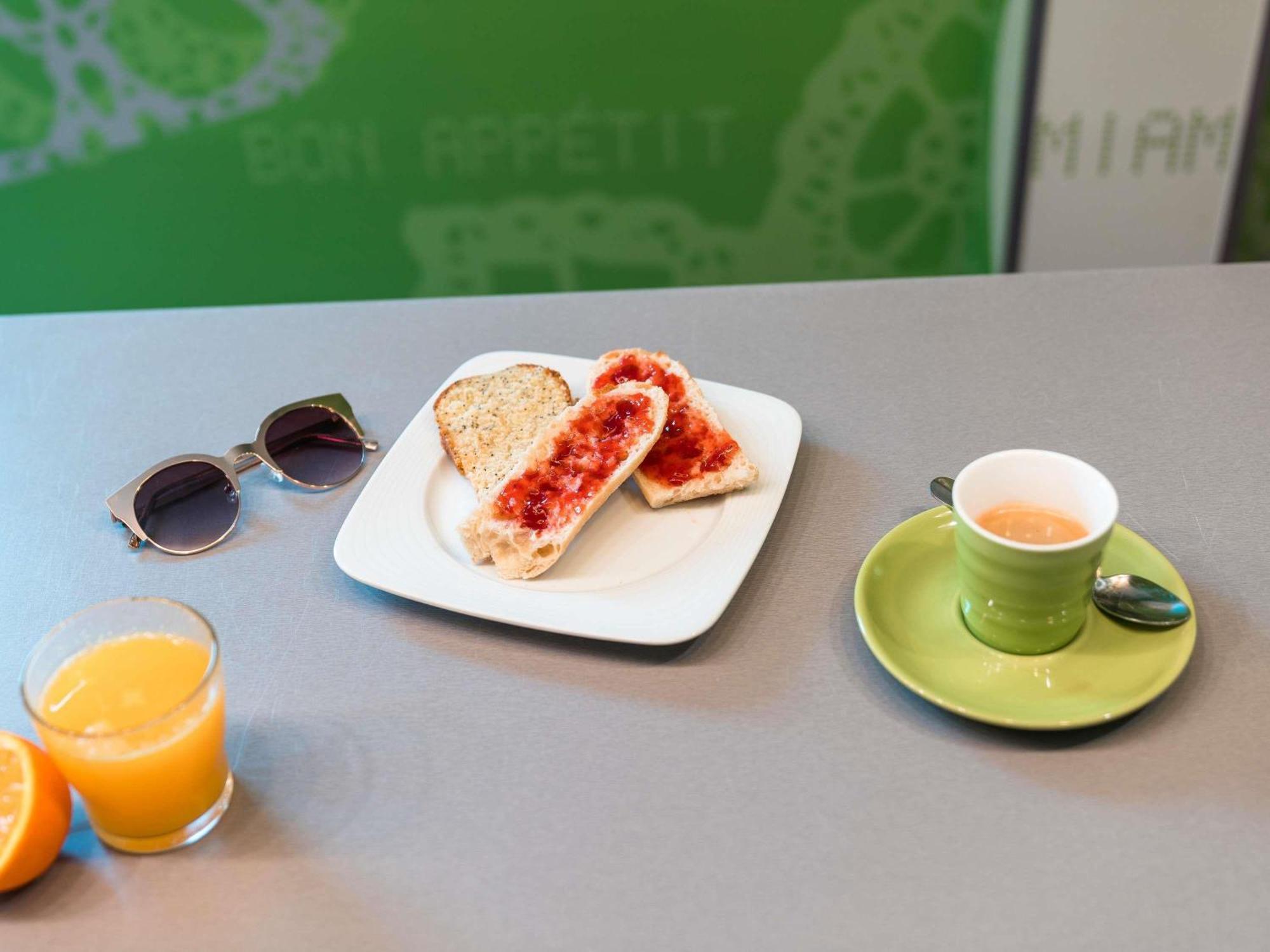 Ibis Styles Bethune Bruay La Buissiere Exterior photo